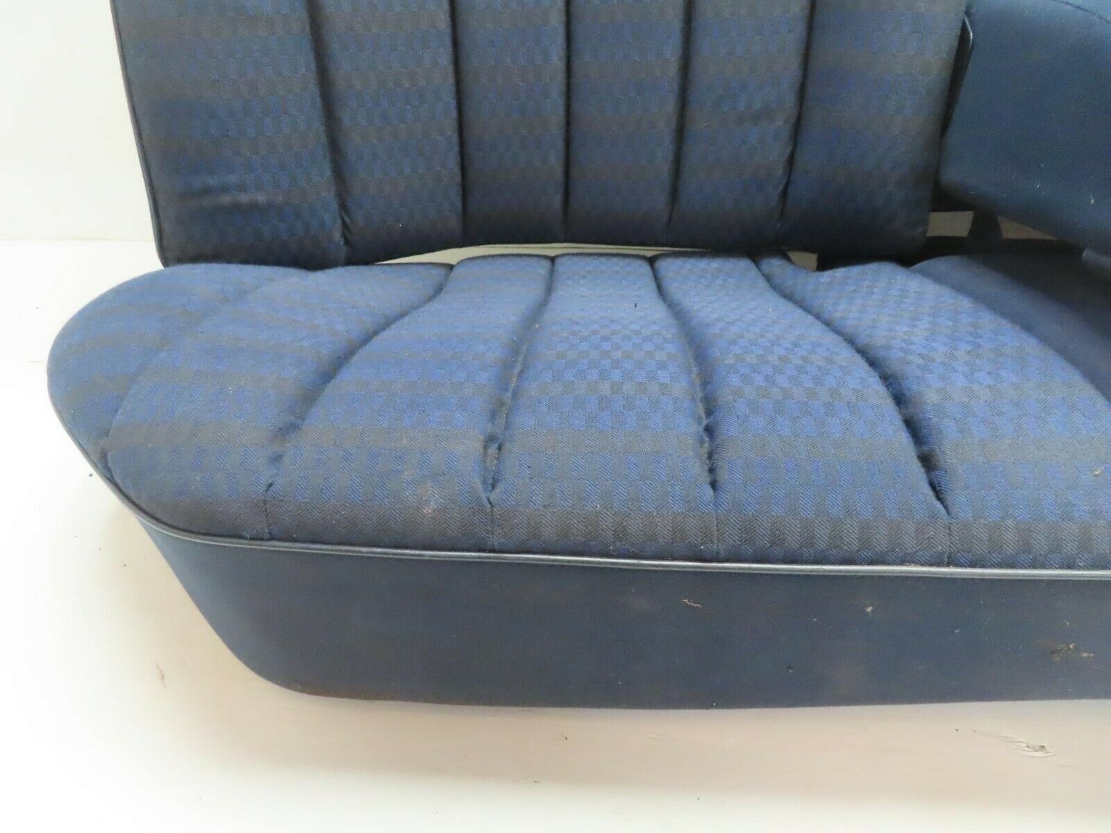 10668 Mercedes-Benz W201 190E Rear Seat Blue