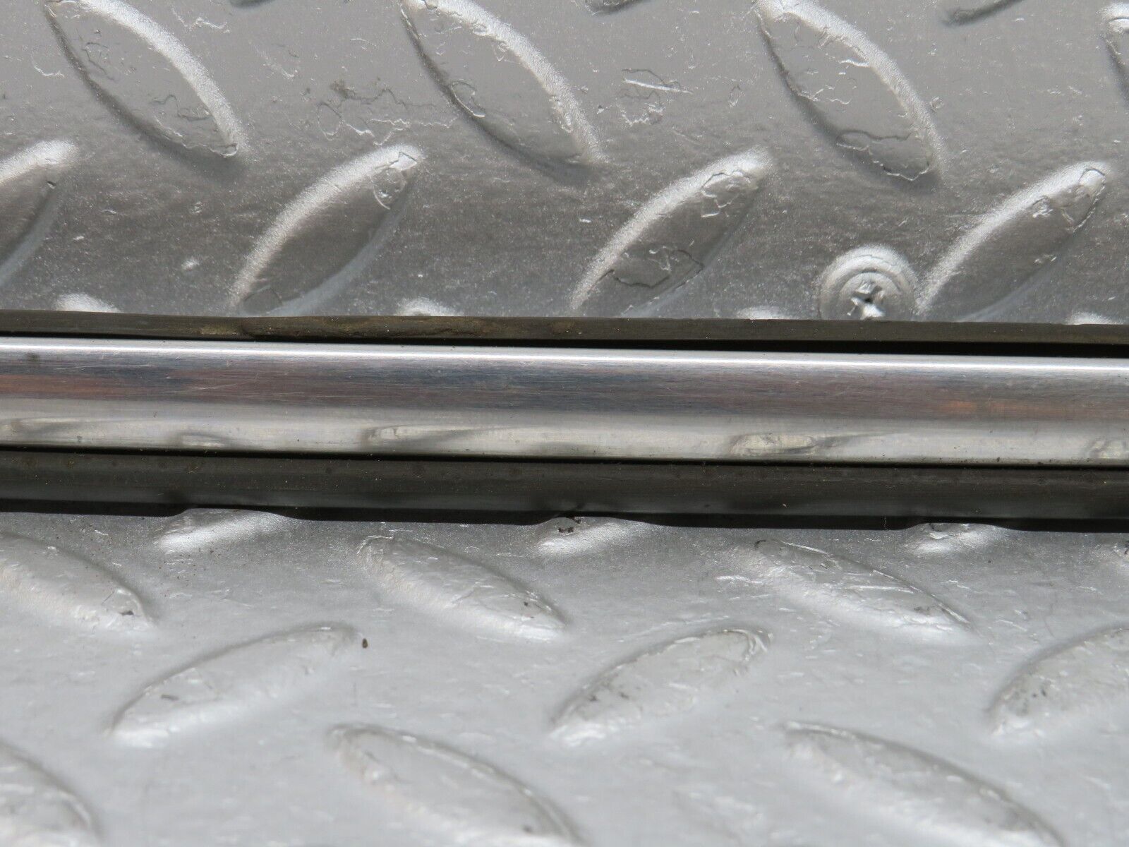 35777 Mercedes-Benz W108 Rear Right Door Centre Moulding Trim