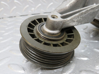 34146 Mercedes-Benz W124 260E Engine Cooling Fan Clutch Bracket 1032050805