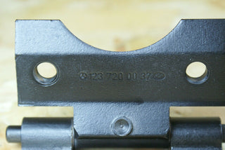 2244 Mercedes-Benz W123 280E Door Hinge Pair 1237200037