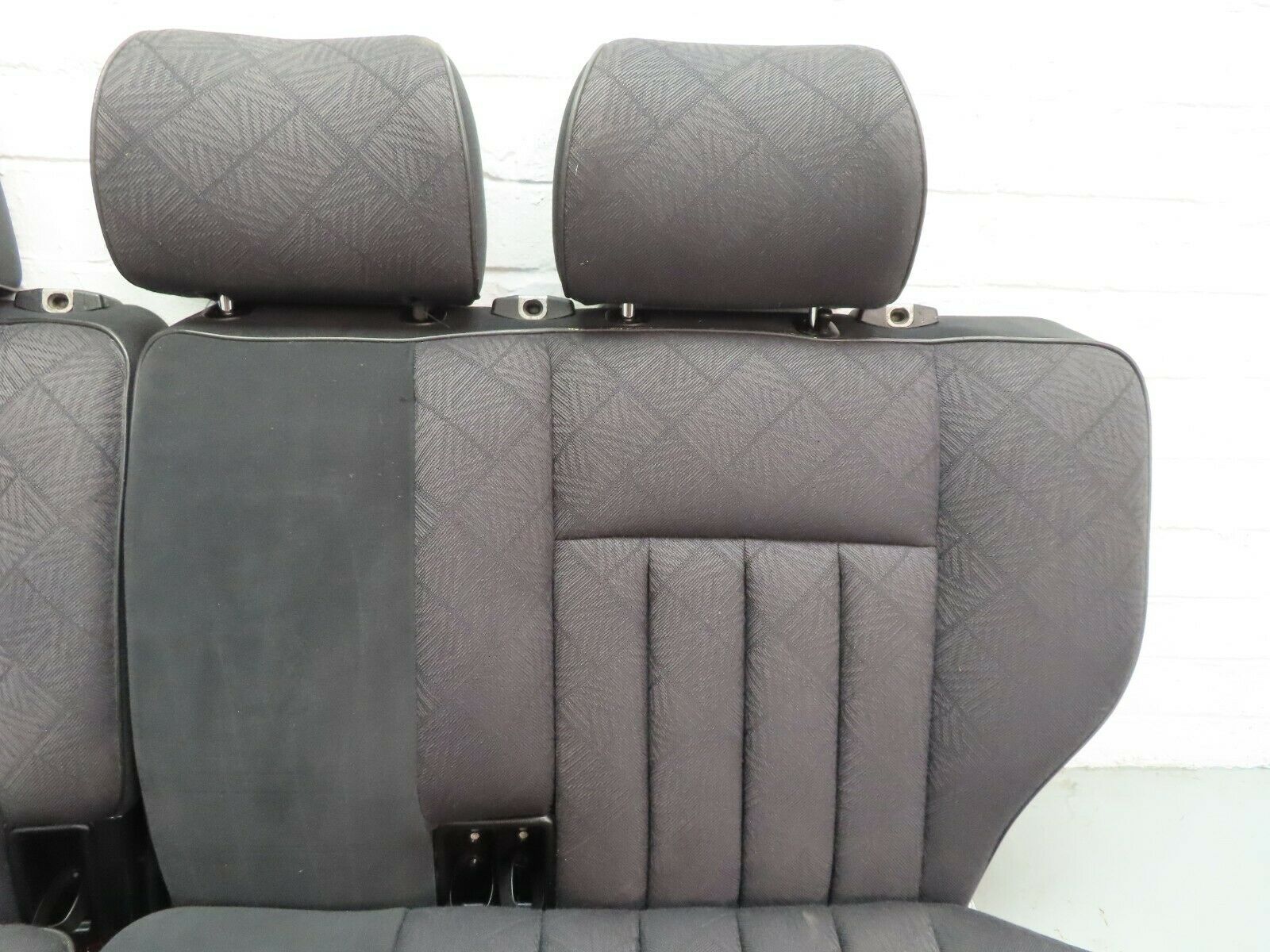 6661 Mercedes-Benz S124 E220 Wagon Rear Seat