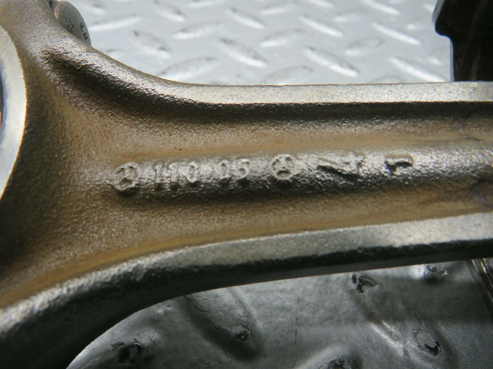 22210 Mercedes-Benz S123 280TE Piston With Connecting Rod 85.975 mm