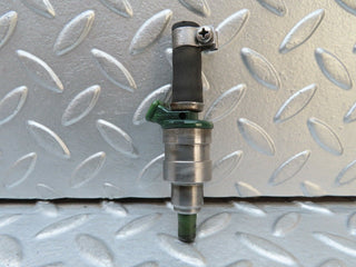 W114 fuel injector used OEM