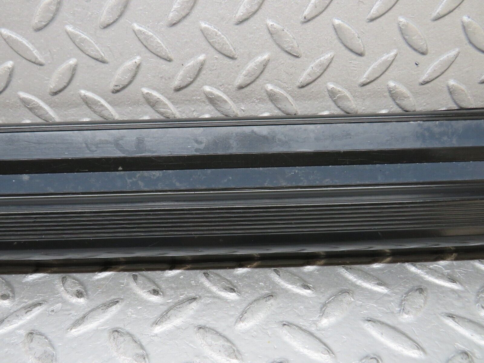 37867 Mercedes-Benz A124 320E Cabriolet Right Door Sill Trim Black