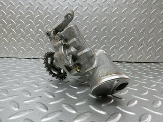 W124 Wagon oil pump used OEM