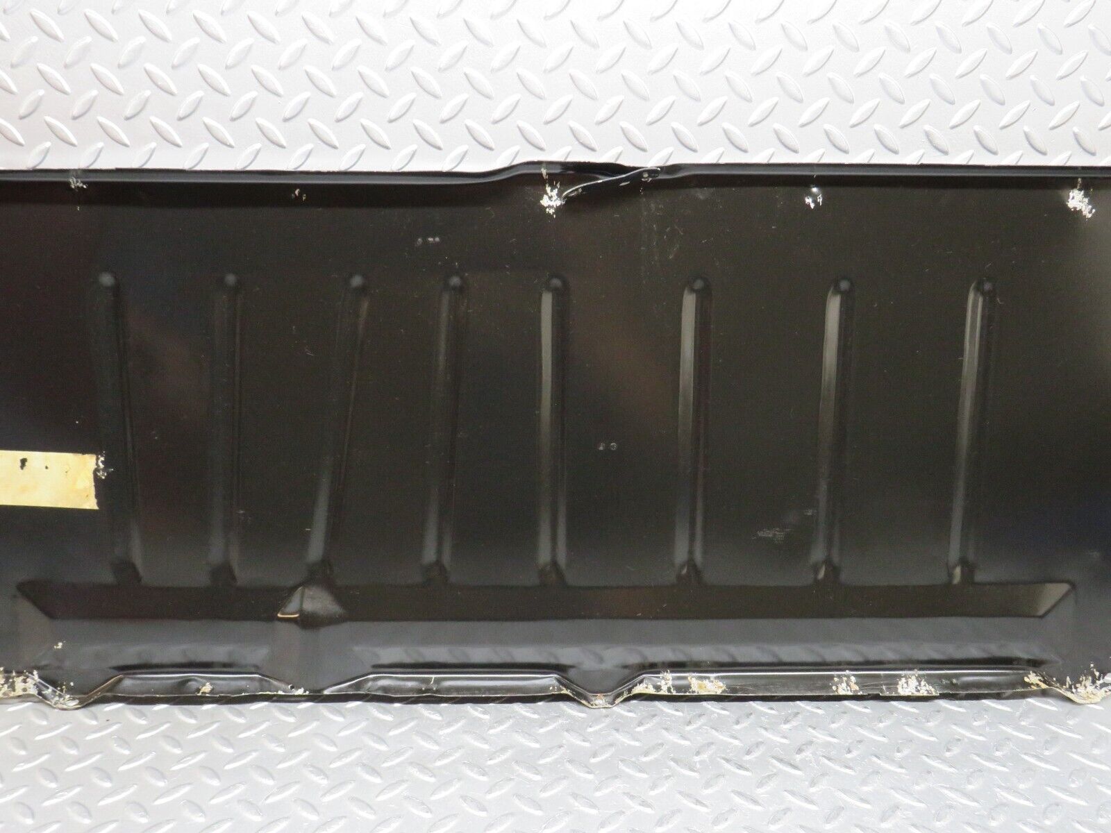 37125 Mercedes-Benz C126 420SEC Coupe Fuel Tank Cover Plate