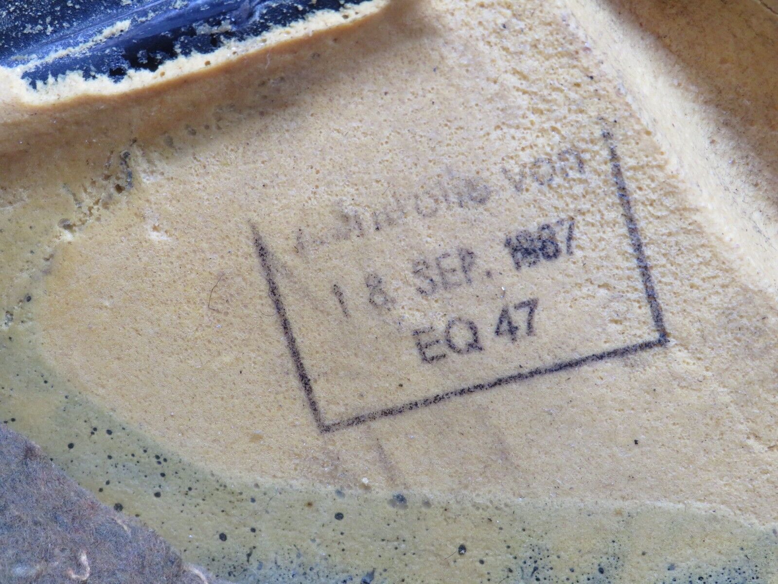 34036 Mercedes-Benz W124 260E Under Dash Panel Left Side Beige