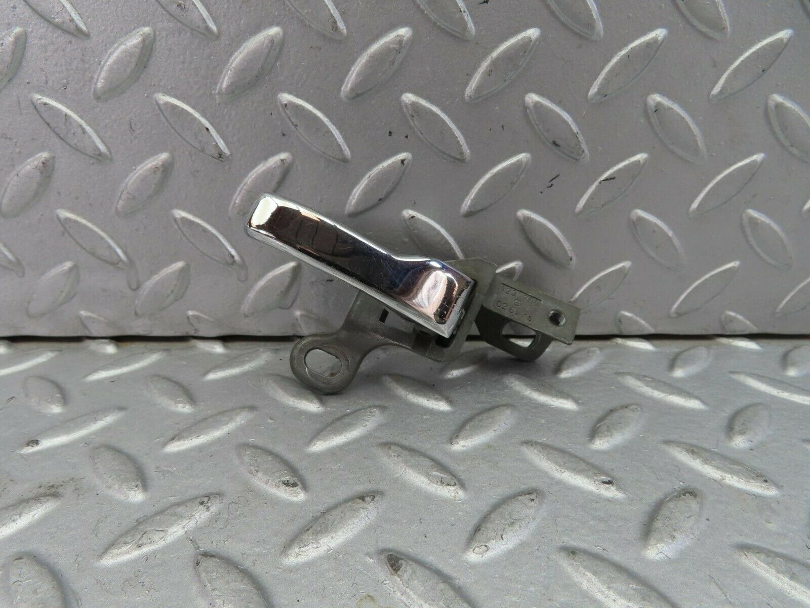 9544 Mercedes-Benz C123 280CE Coupe Chrome Door Handle Right Side 1237600261