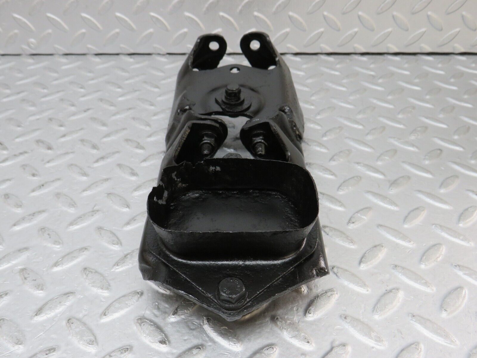 35789 Mercedes-Benz W108 Gearbox Mount Bracket