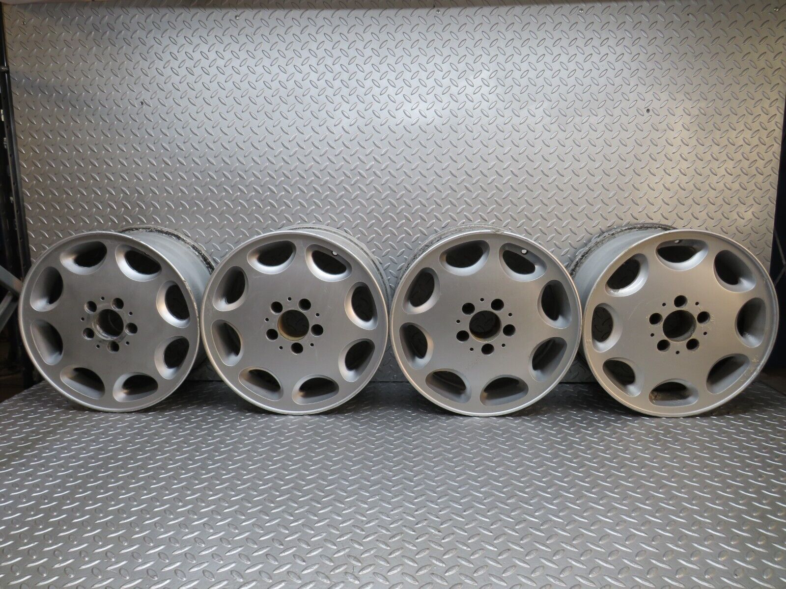39530 Mercedes-Benz Alloy Wheel Set 8Jx16H2 ET34 1244011402