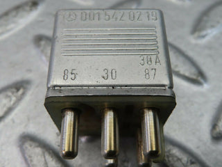 9425 Mercedes-Benz C124 300CE Coupe Multi Purpose Relay 0015420219