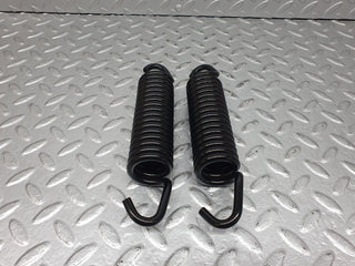 41165 Mercedes-Benz W126 300SE Bonnet Hinge Spring