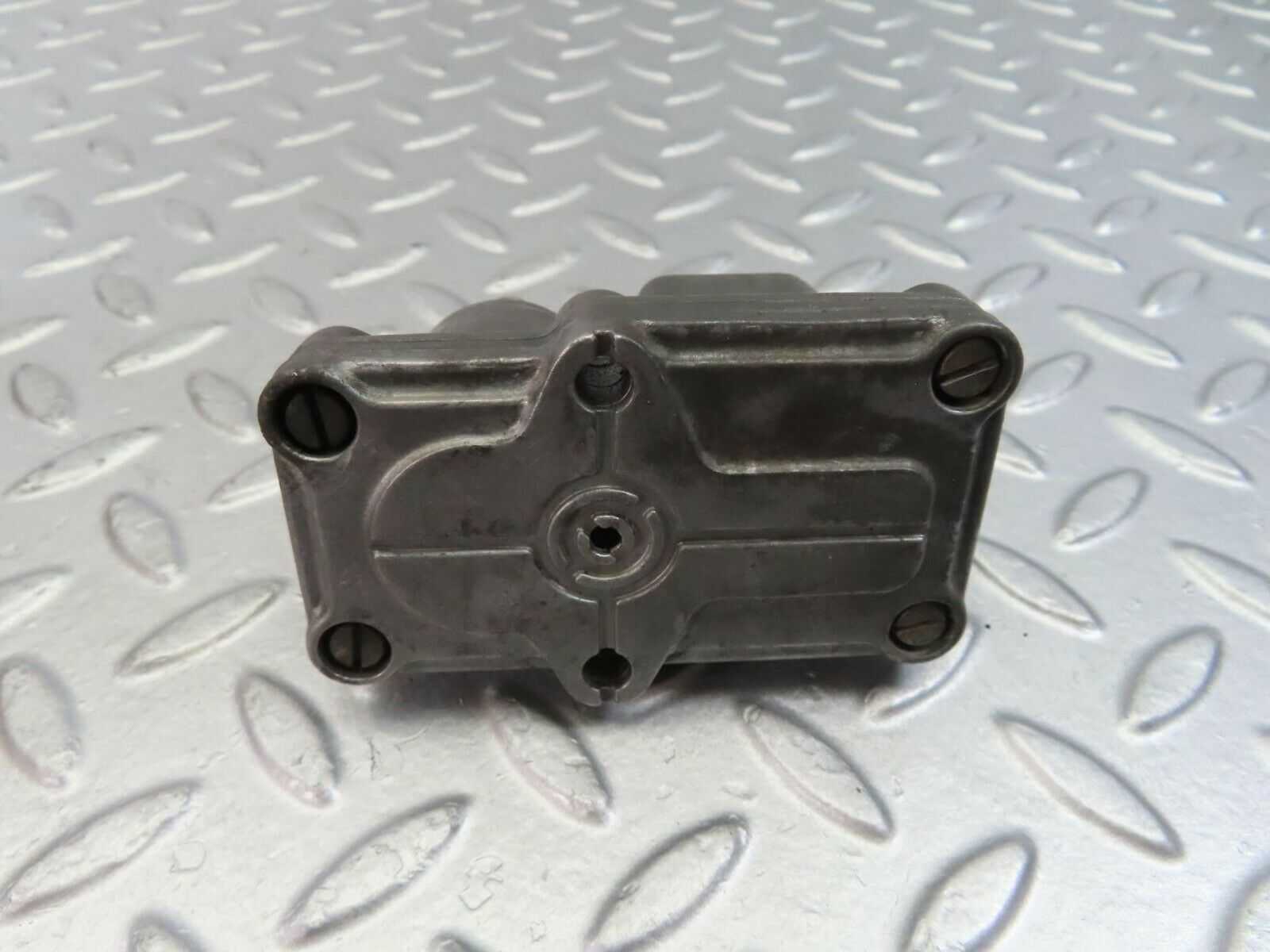 10790 Mercedes-Benz W123 230E Warm Up Regulator 0438140065