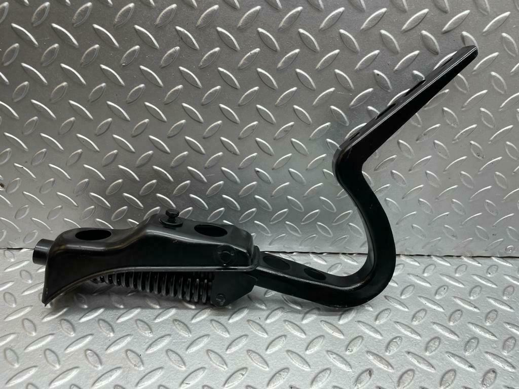 0153 Mercedes-Benz W116 Trunk Lid Hinge