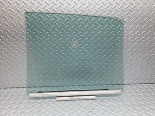 41123 Mercedes-Benz W126 300SE Rear Left Door Window Glass
