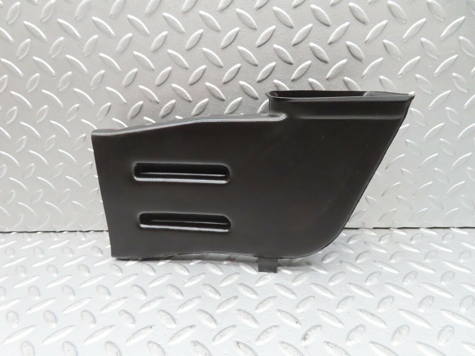 16194 Mercedes-Benz W124 260E Ventilation Air Duct Left Side 1248310346