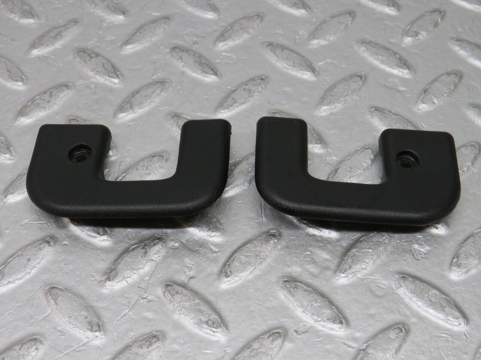 37748 Mercedes-Benz A124 320E Cabriolet Interior Door Latch Trim Pair