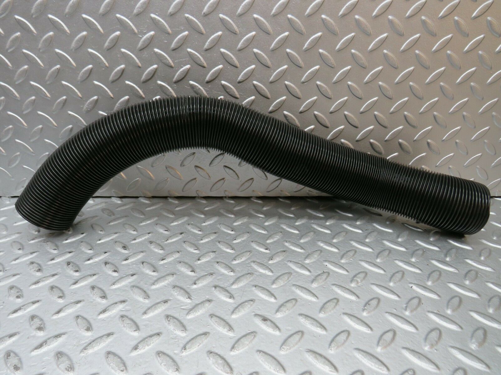 22041 Mercedes-Benz S123 280TE Wagon Heater Pipe Air Pipe Pair