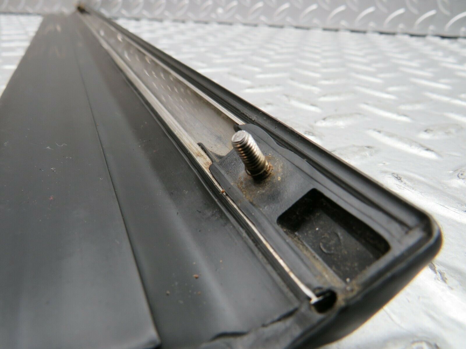 22025 Mercedes-Benz S123 280TE Rear Right Door Lower Moulding Trim