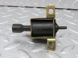 34073 Mercedes-Benz W124 260E Vacuum Control Valve Pierburg 0015407097