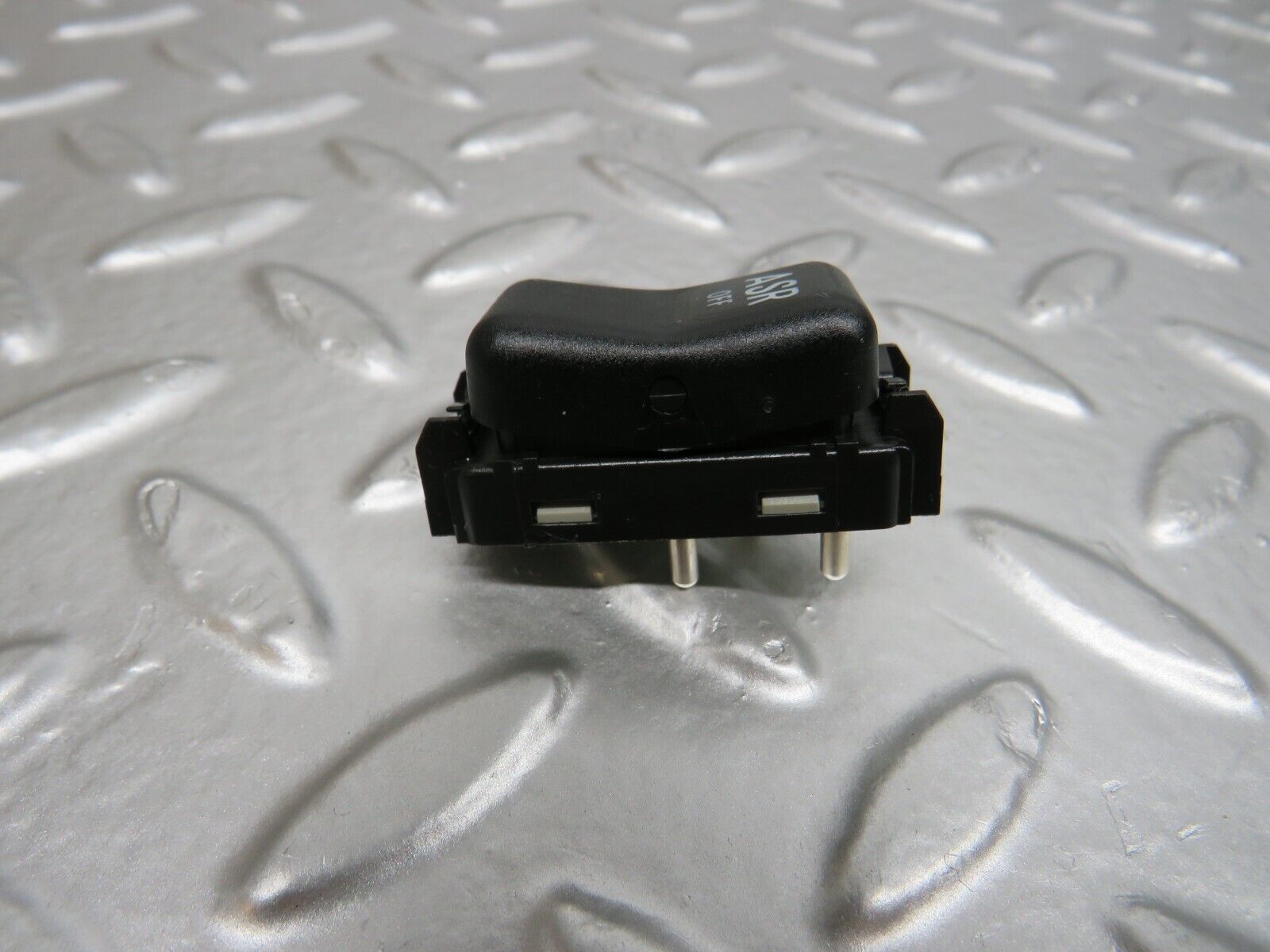 24664 Mercedes-Benz W140 S320 ASR Control Switch 1408214651