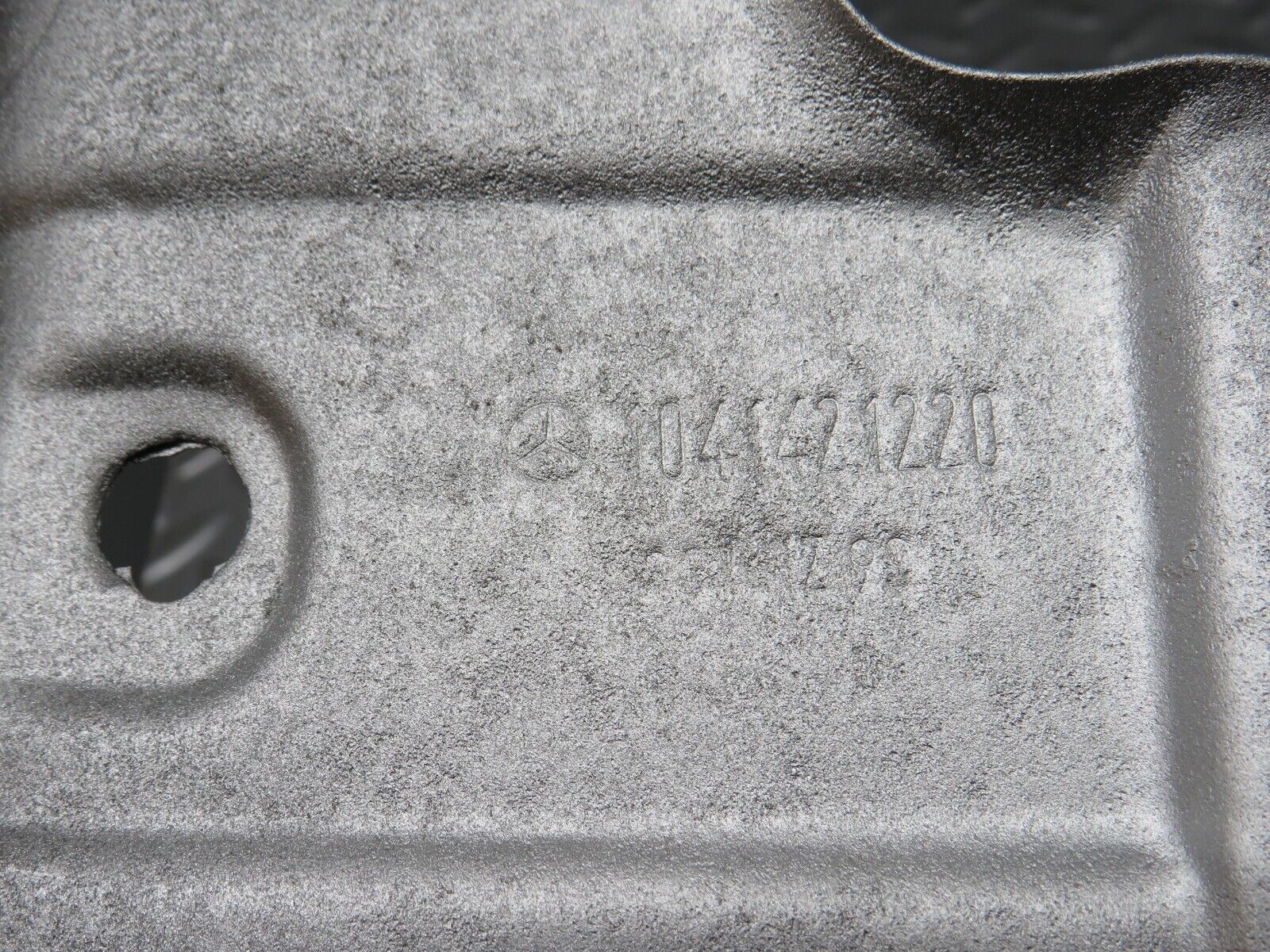 38133 Mercedes-Benz A124 320E Cabriolet Exhaust Manifold Heat Shield 1041421220