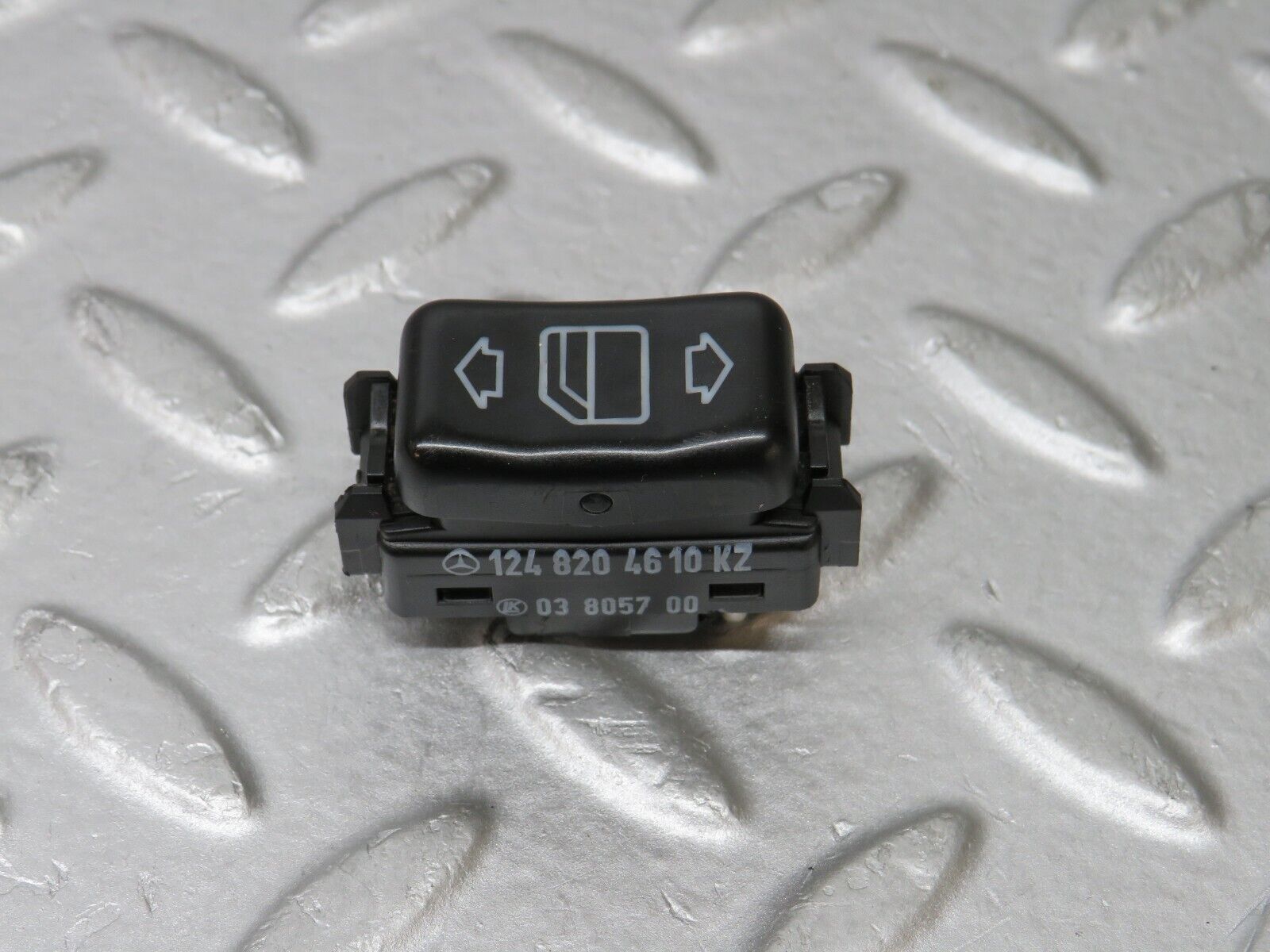 36126 Mercedes-Benz W126 420SE Electric Window Switch Left 1248204610