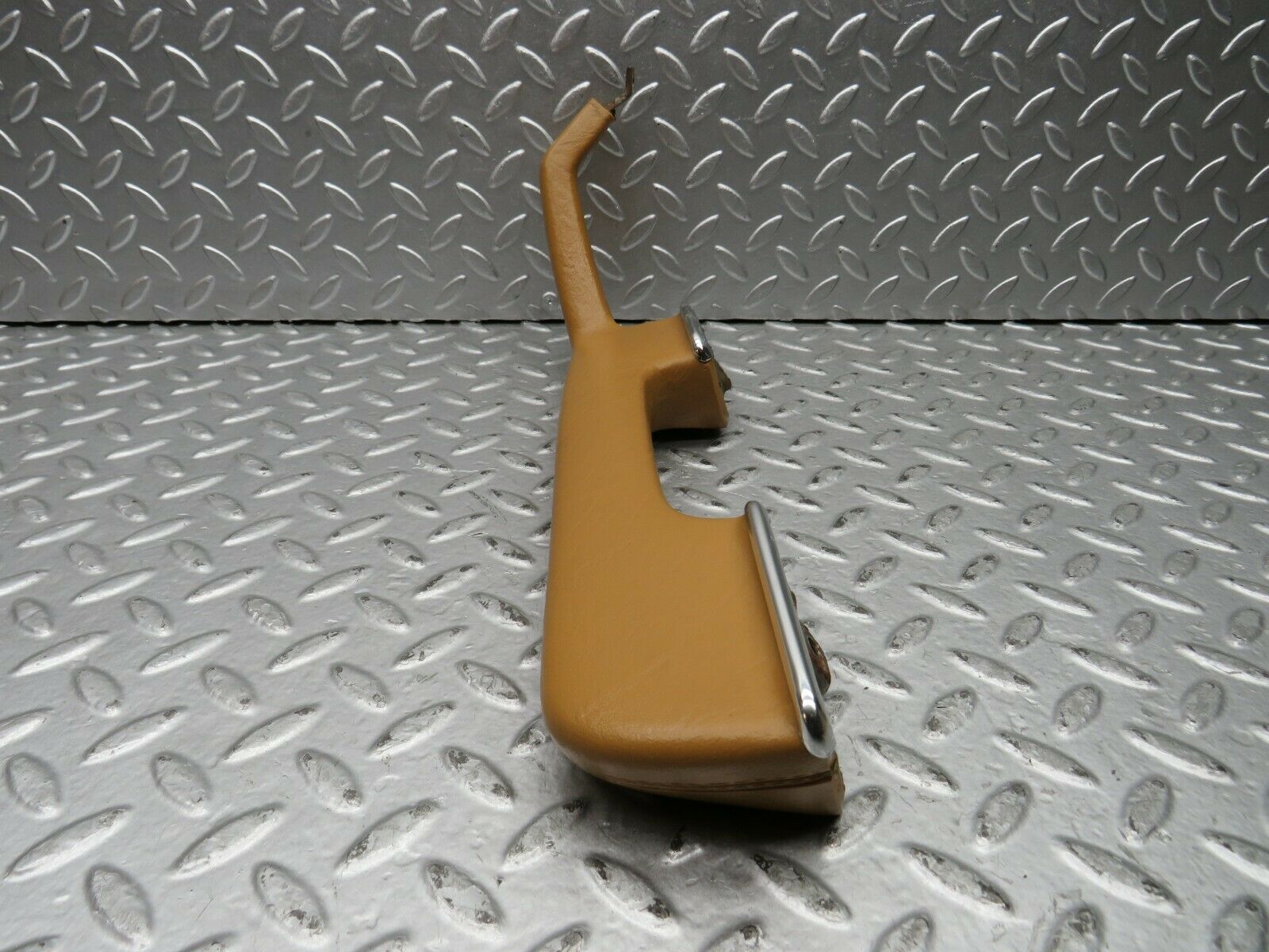 21966 Mercedes-Benz S123 280TE Rear Right Door Handle Palomino 1239701801