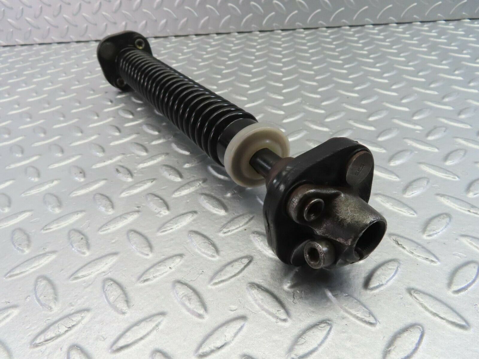 10491 Mercedes-Benz W201 190E Steering Column