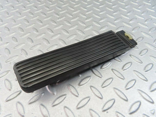 W116 accelerator pedal with rubber used OEM
