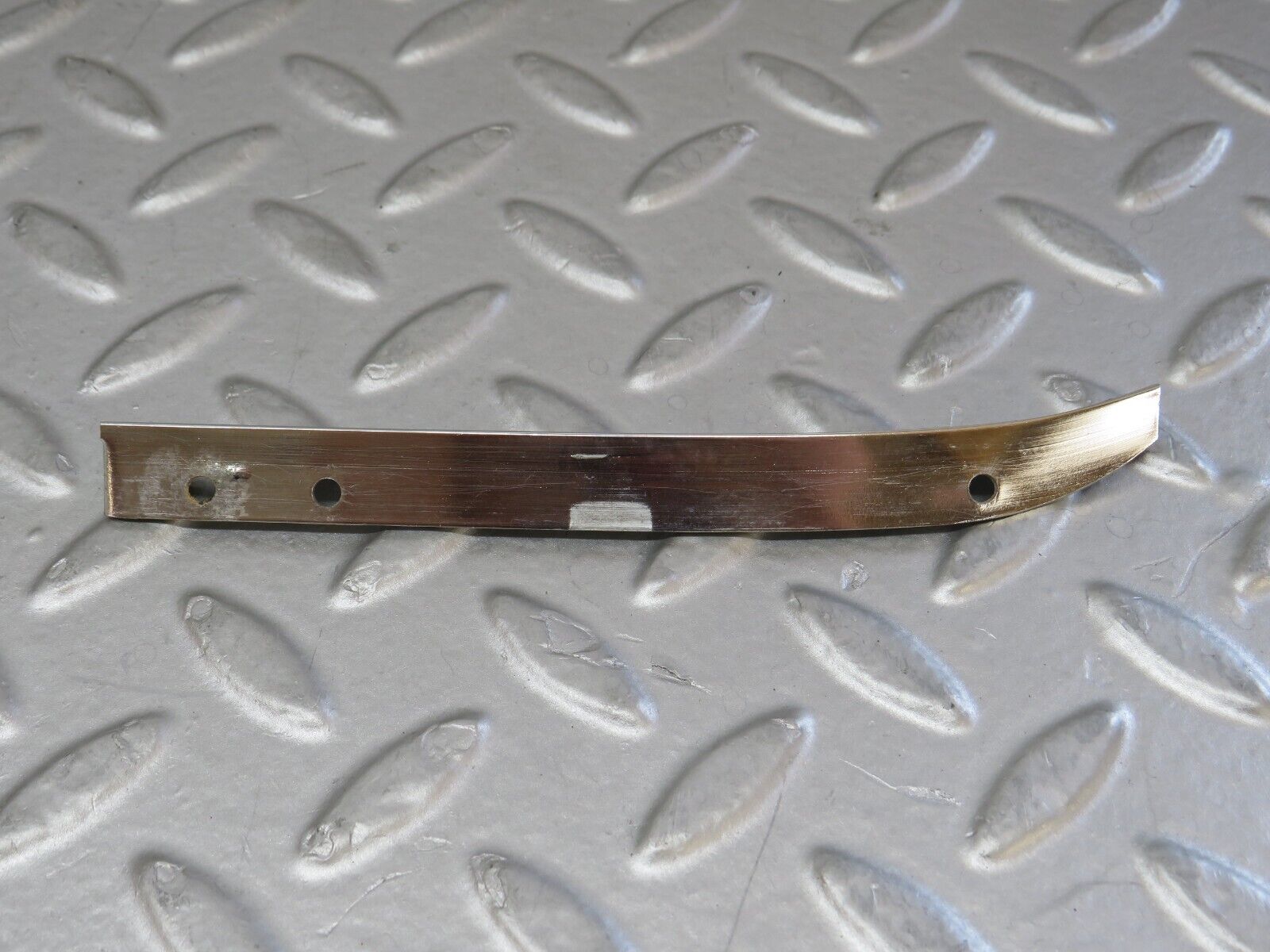 35943 Mercedes-Benz W108 Dashboard Chrome Trim