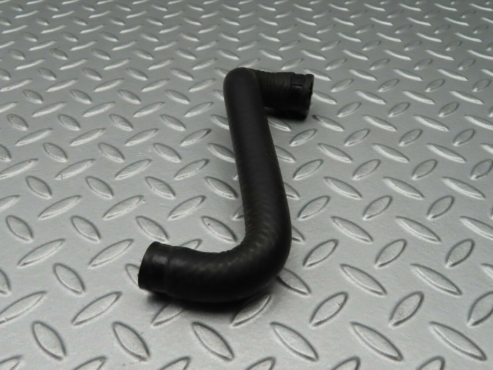 5178 Mercedes-Benz R107 350SL Coupe Water Hose Pipe