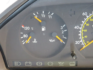 29204 Mercedes-Benz C124 320CE Coupe Instrument Cluster ASR  1244405447