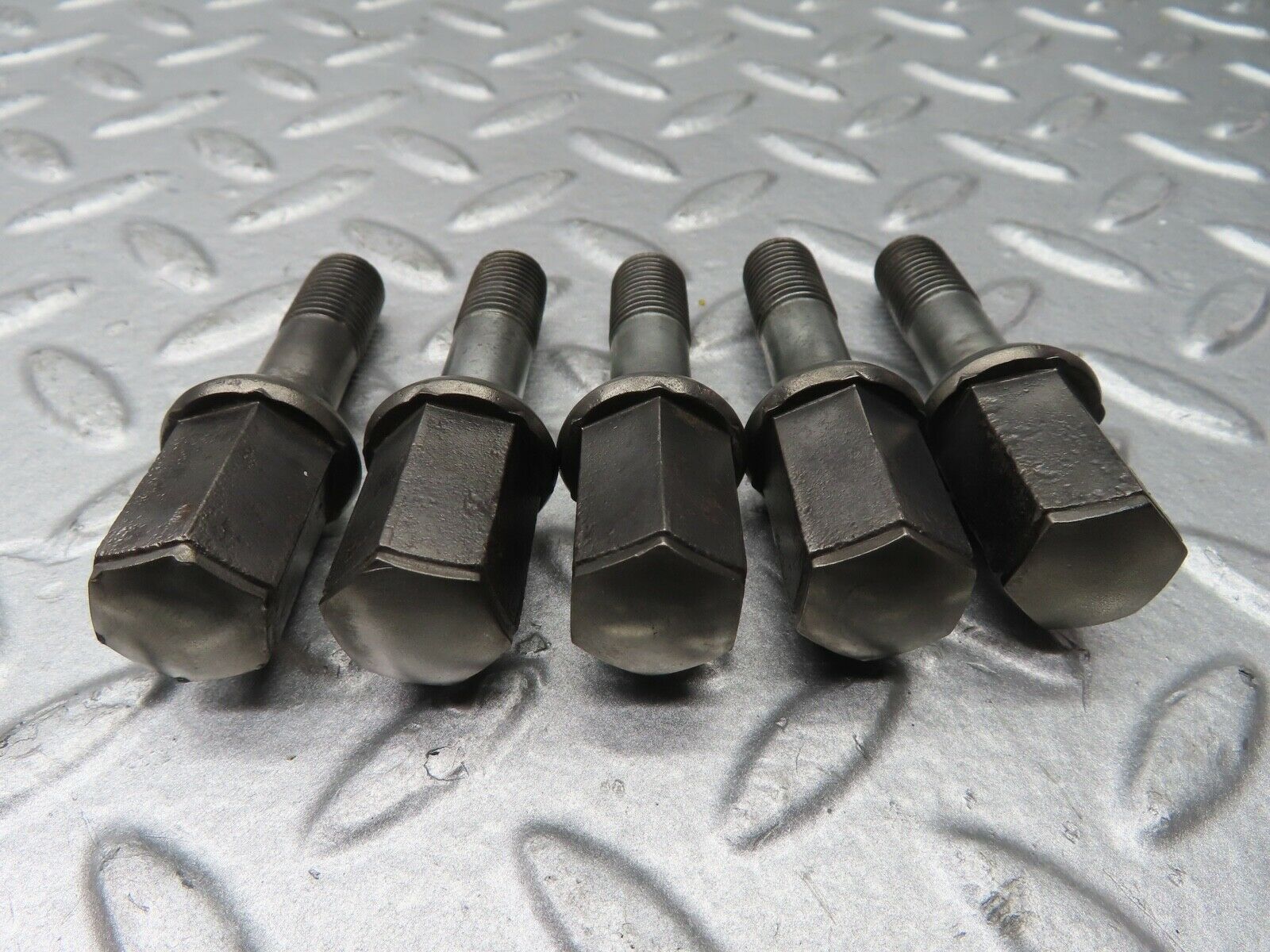 20528 Mercedes-Benz 5x Alloy Wheel Lug Bolt M12x1.5