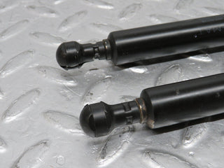 35032 Mercedes-Benz W210 320E Bonnet Gas Strut 2x 2108800429