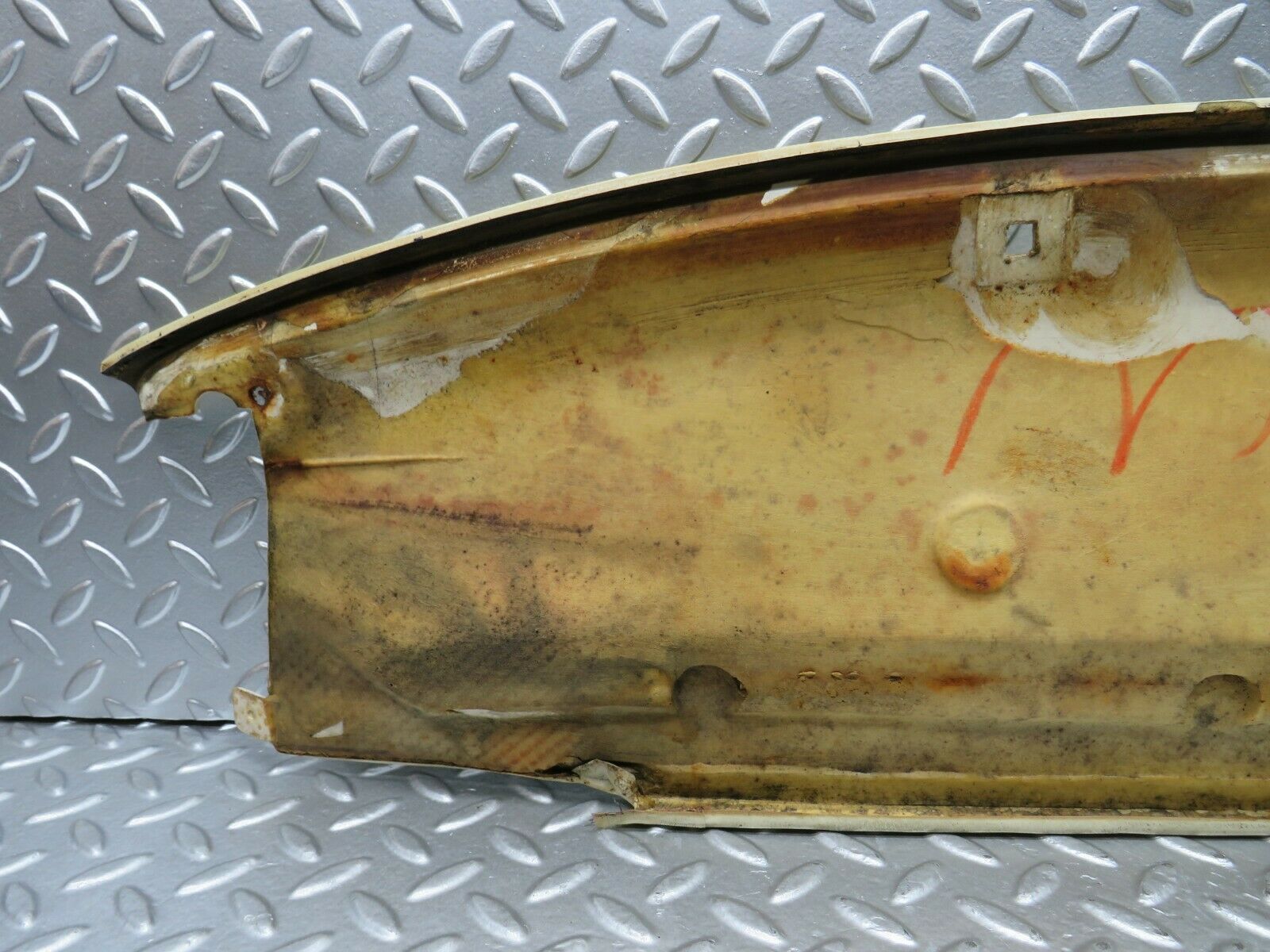 22661 Mercedes-Benz C107 450SLC Coupe Headlining Roof Panel Front Cream