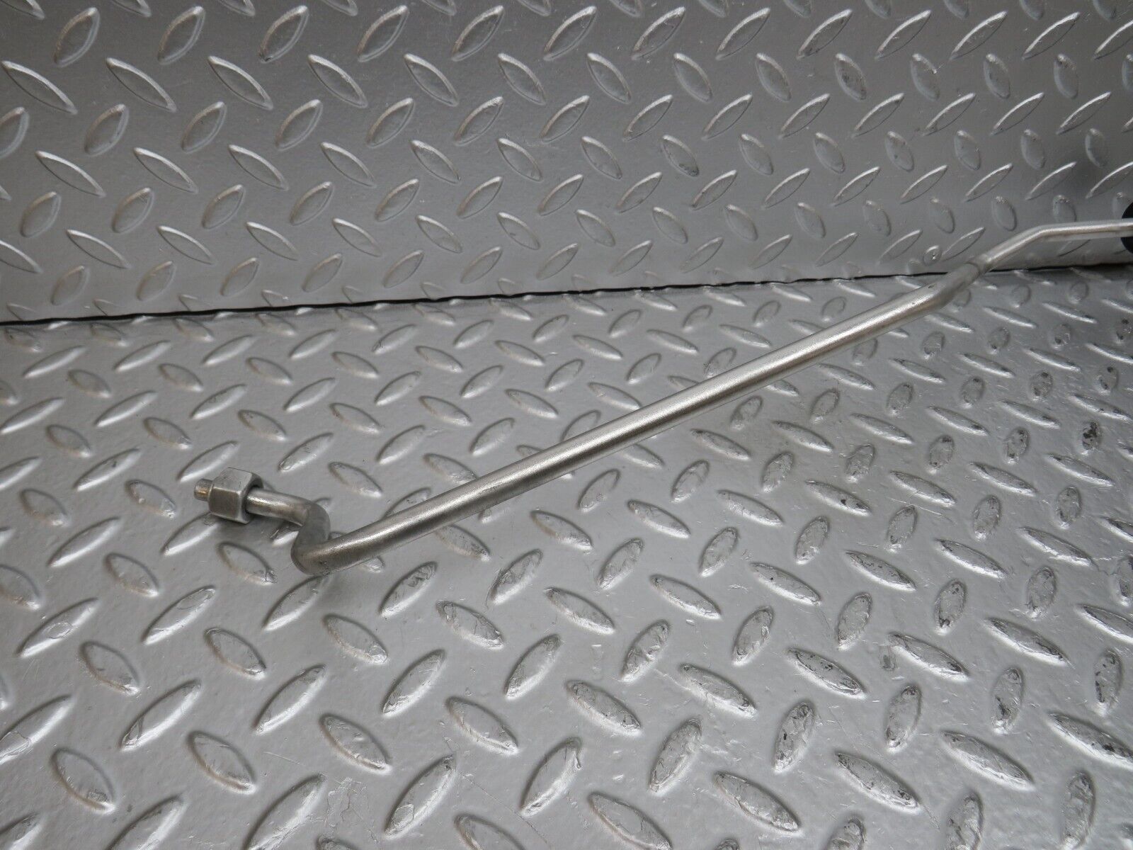 31316 Mercedes-Benz S124 Wagon 220TE Wagon Air Conditioning Hose Pipe