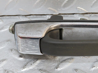 40617 Mercedes-Benz W123 300D Rear Right Exterior Door Handle 1237600359 1237660005