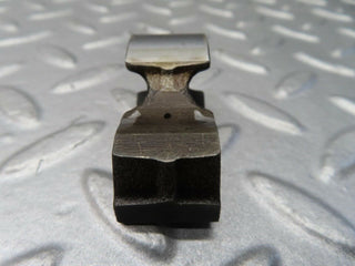 W123 valve rocker arm with retaining spring used OEM