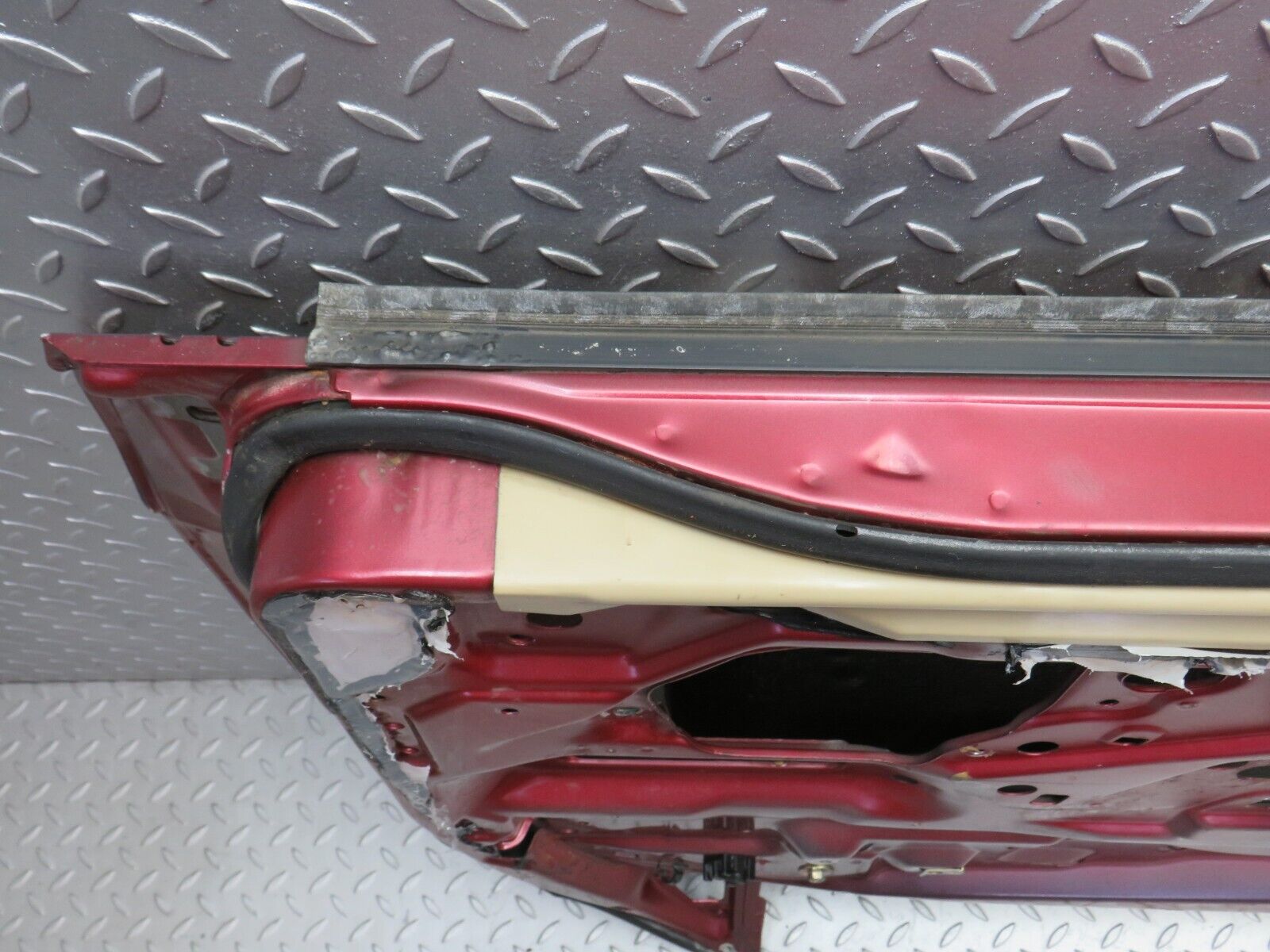 38509 Mercedes-Benz R129 280SL Coupe Left Door