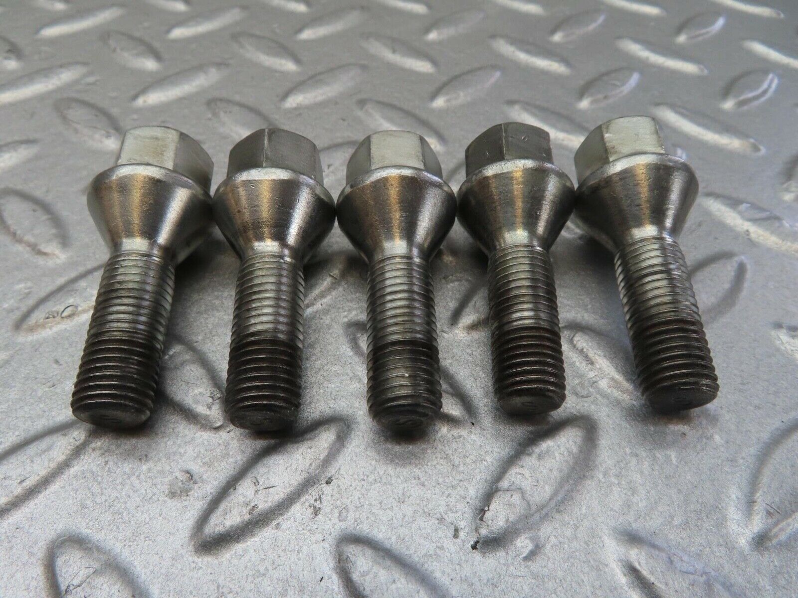 13223 Mercedes-Benz 5x Alloy Wheel Lug Bolt M12x1.5