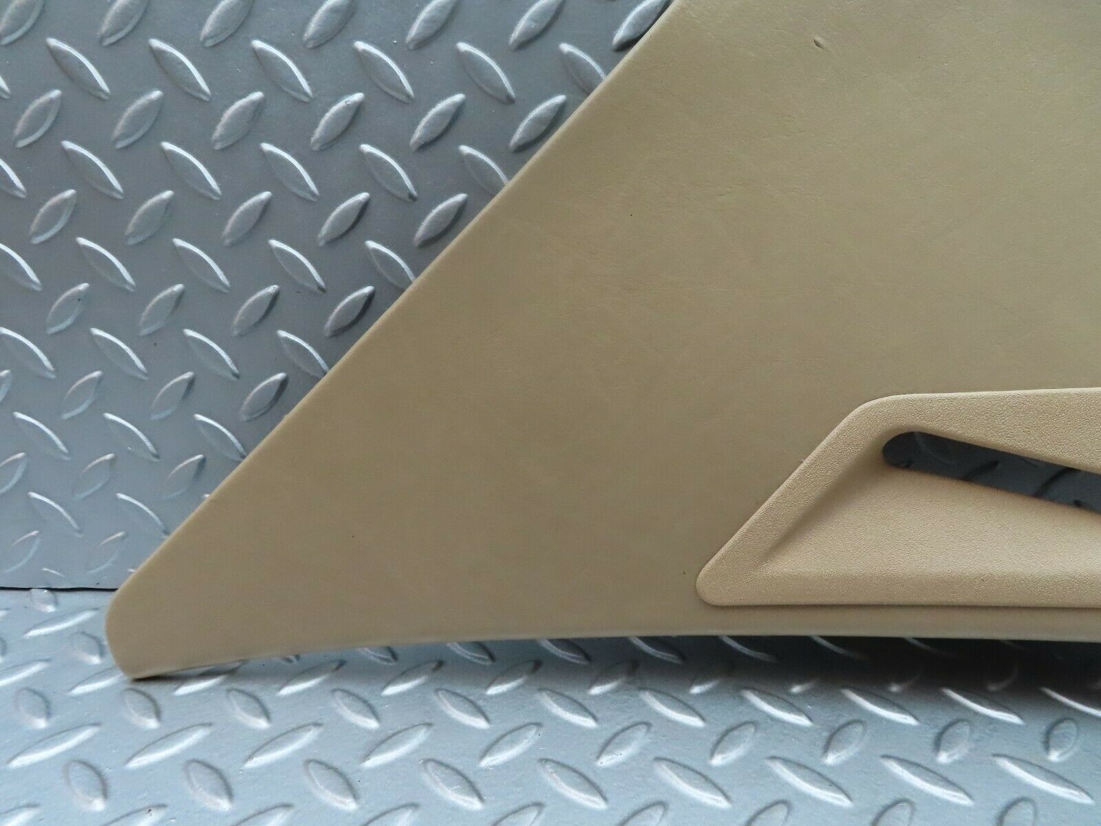 5449 Mercedes-Benz W124 230E C Pillar Panel Right 1246952844