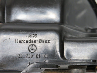 0570 Mercedes-Benz W123 230E Rear Left Door Lock Mechanism 1237330108