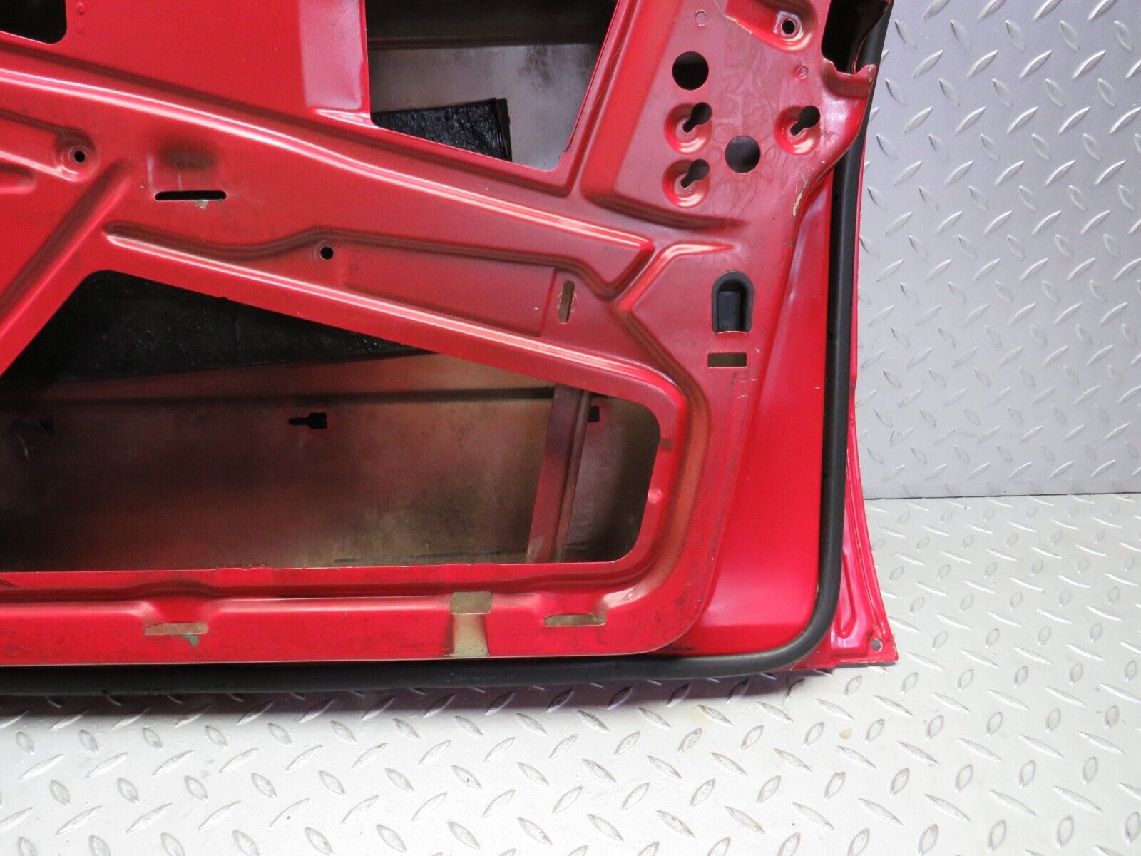 38747 Mercedes-Benz W201 190E 2.6L Front Right Door
