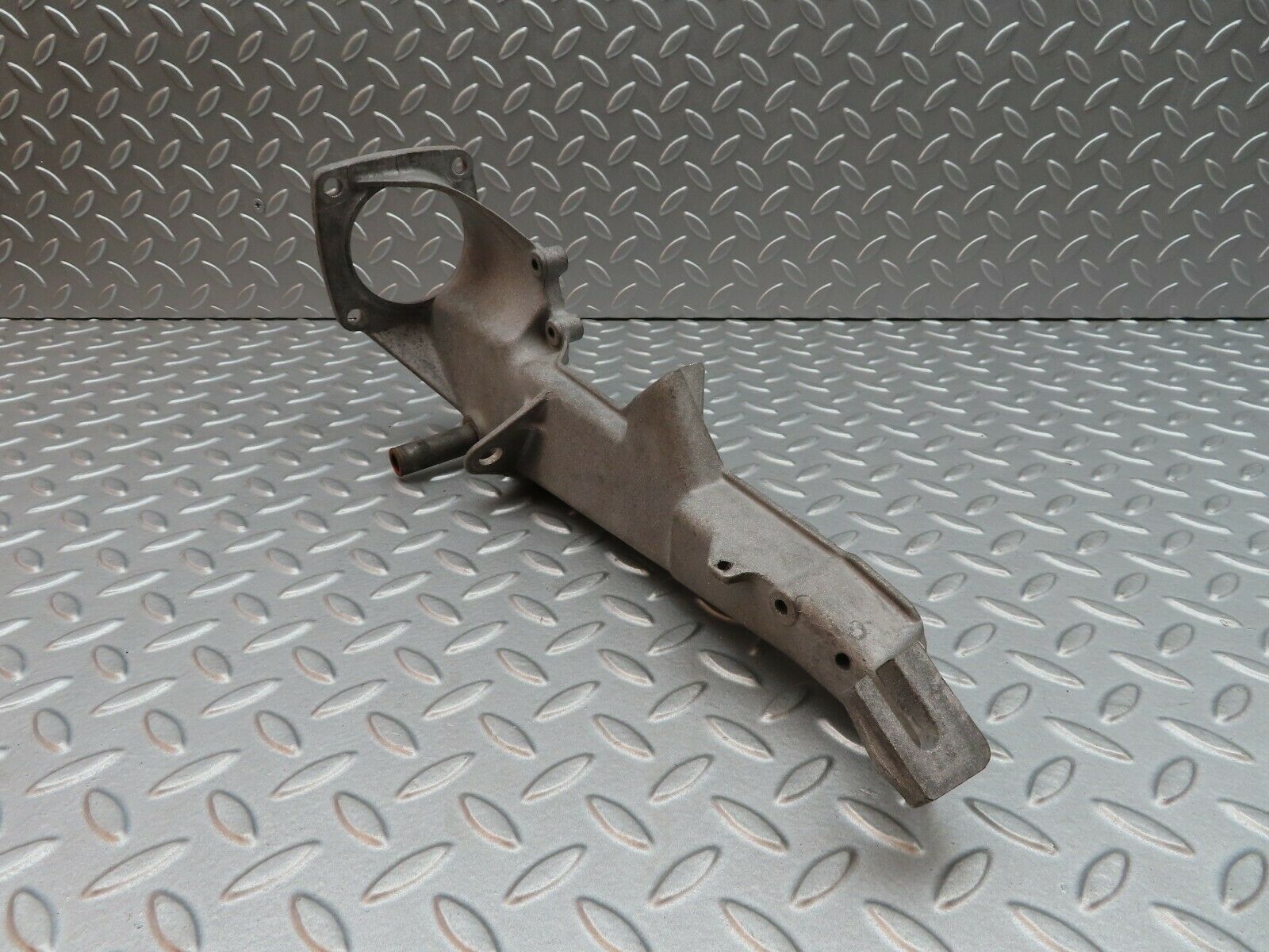5122 Mercedes-Benz R107 350SL Coupe Brake Pedal Bracket 1072941101