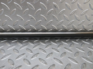 26080 Mercedes-Benz W116 450SE Front Left Door Centre Moulding Trim