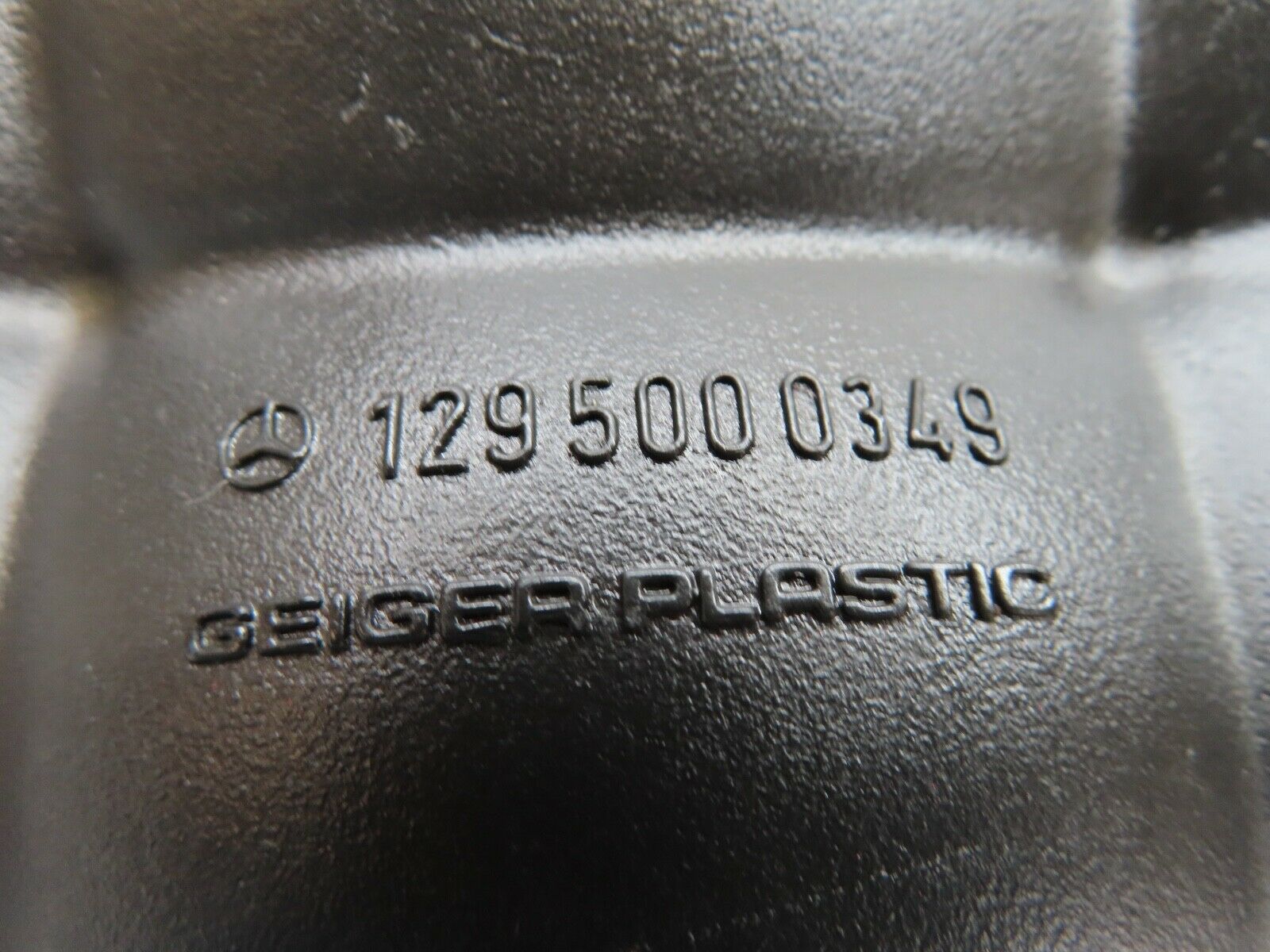 17262 Mercedes-Benz R129 300SL Coupe Coolant Tank Reservoir 1295000349