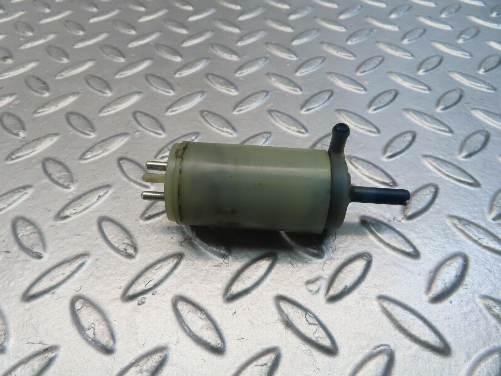11385 Mercedes-Benz C123 230CE Coupe Windscreen Washer Pump