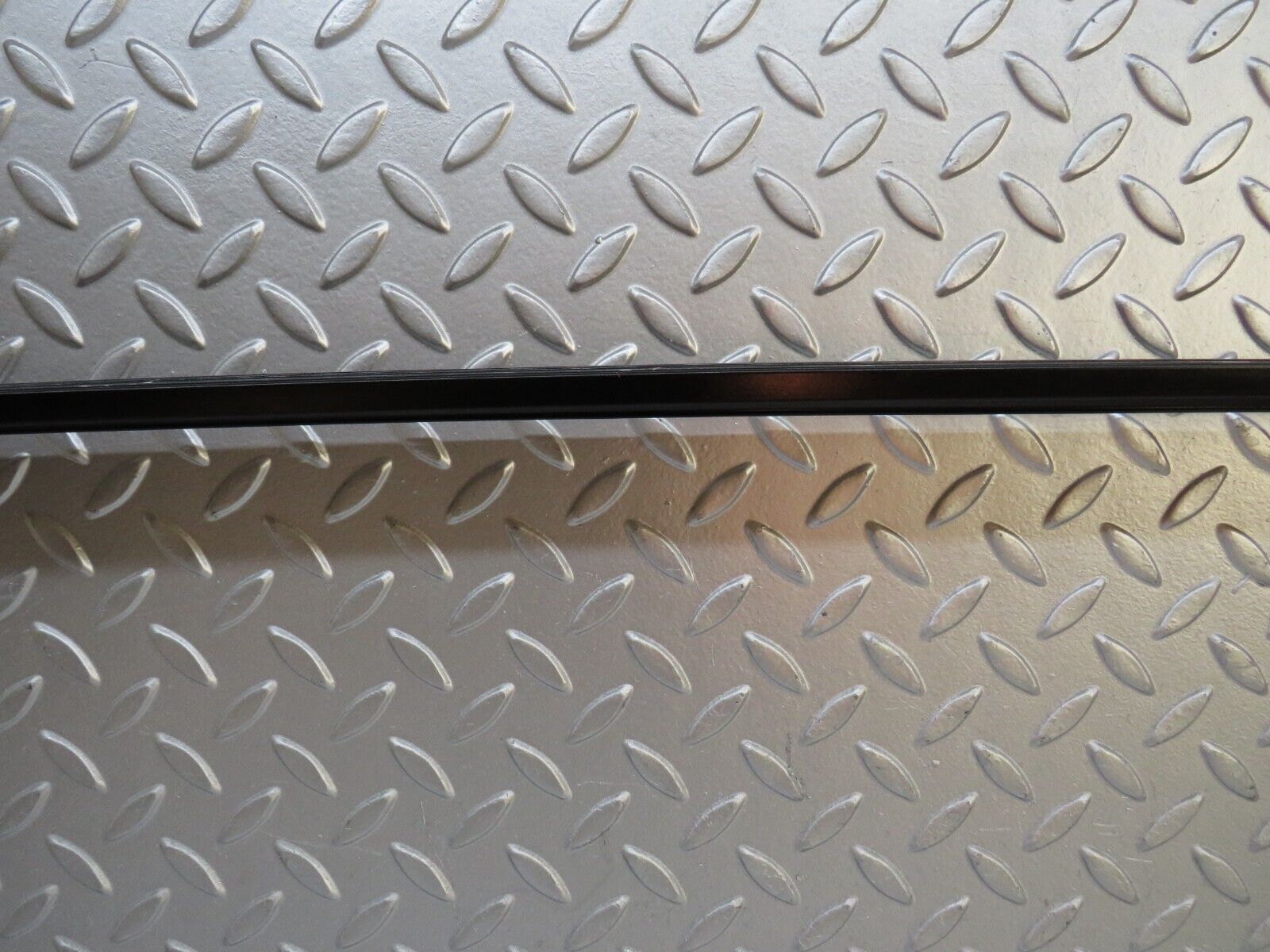 37029 Mercedes-Benz C126 420SEC Coupe Roof Trim Left