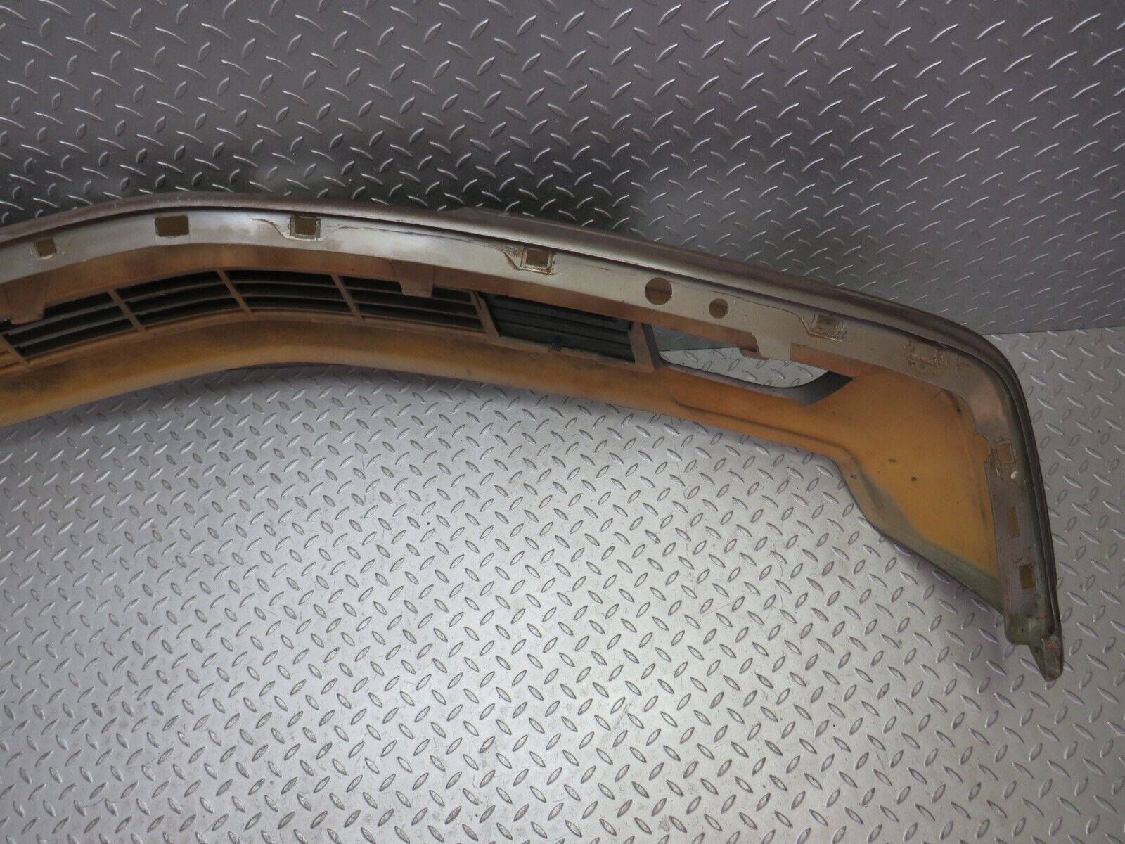 34462 Mercedes-Benz C126 380SEC Coupe Front Bumper 1268850025 1268850126